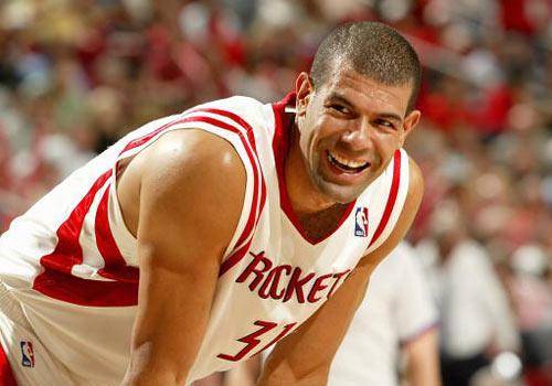 他多次与队 他多次与队