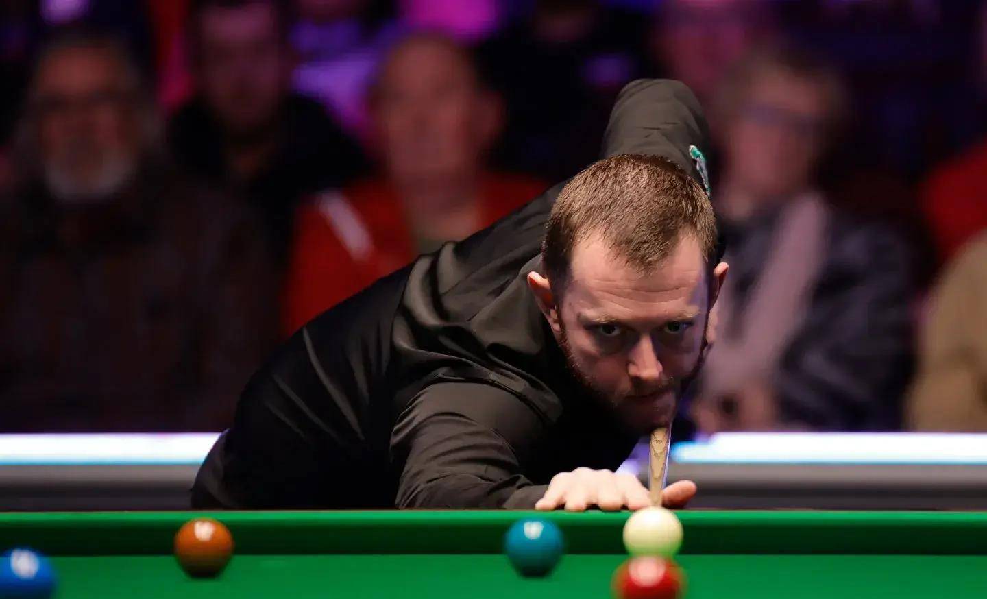 级赛中崭露 级赛中崭露